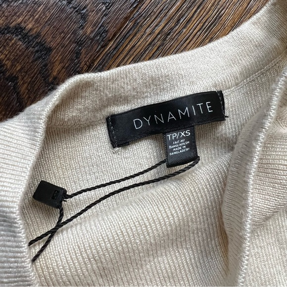 Sleeveless cut out dress - Picture 5 of 7